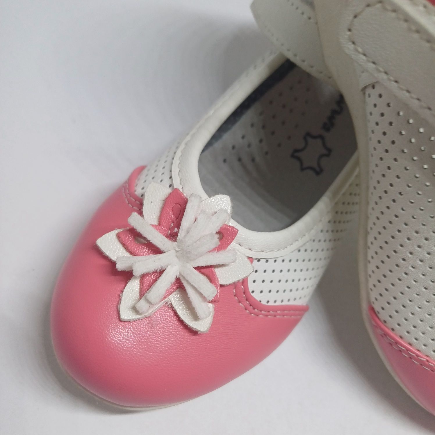 Nowe balerinki roz 25 wkładka skórzana profilowana 16.5 cm