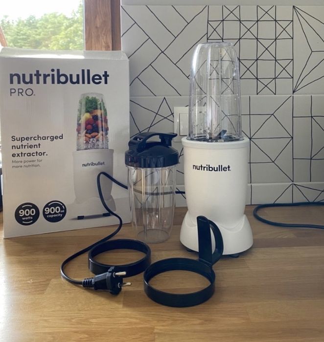 Blender kielichowy NutriBullet 900W biały