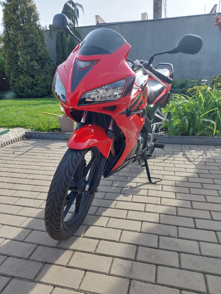 Honda CBR 125   2007 r.    JC39