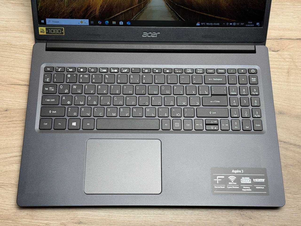 Свежий 2022 год Acer Aspire A315-23 AMD 3050U 8/256 NVMe акб 4 часа