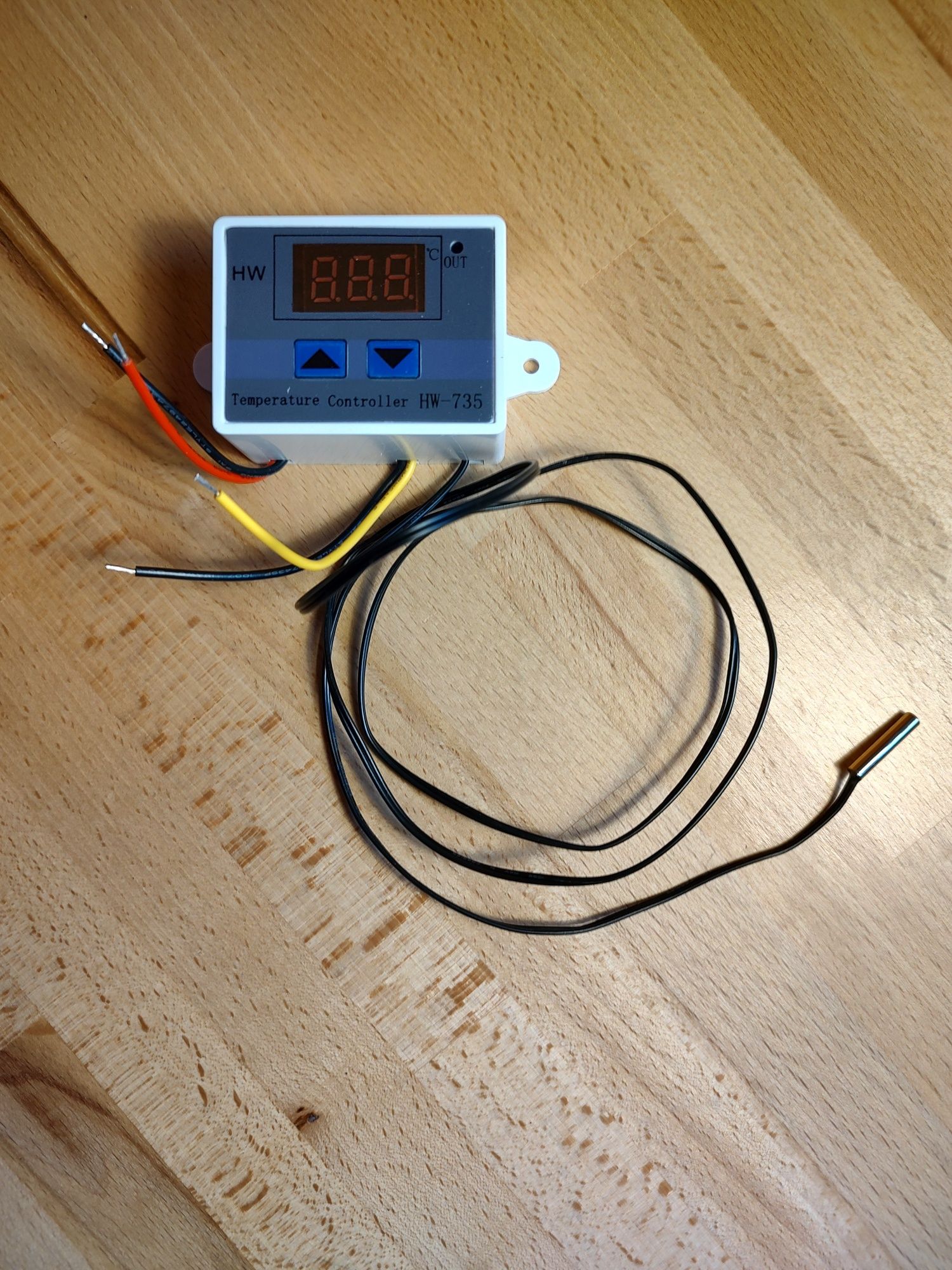 uniwersalny termostat regulator temperatury 230V 10A sterownik PV