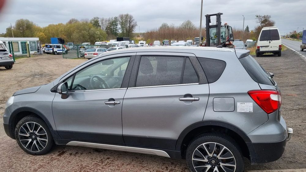 Suzuki SX4 S-Cross 4x4 Napęd 1.6 diesel Automatyczna Skrzynia Biegów
