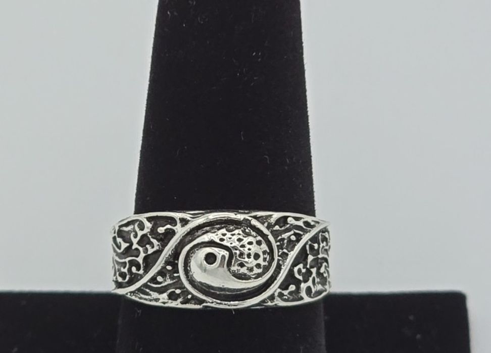 Каблучка інь янь