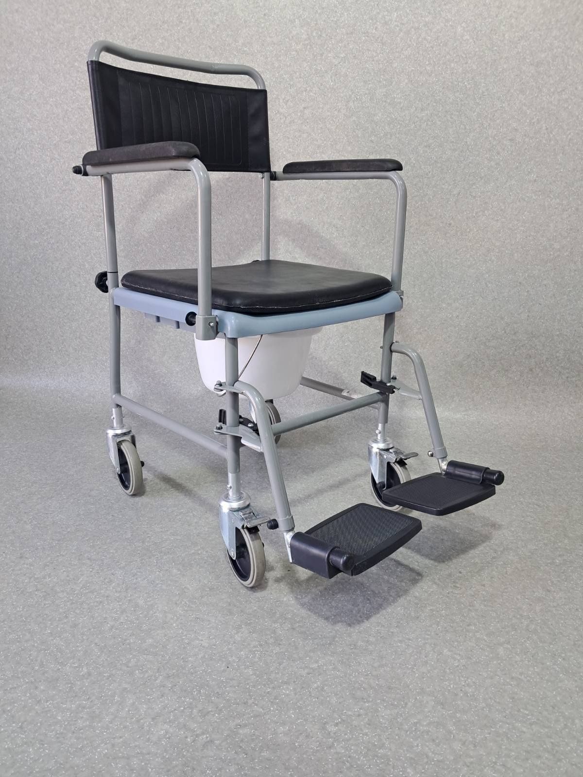 Санитарное кресло, кресло-туалет, крісло, візок