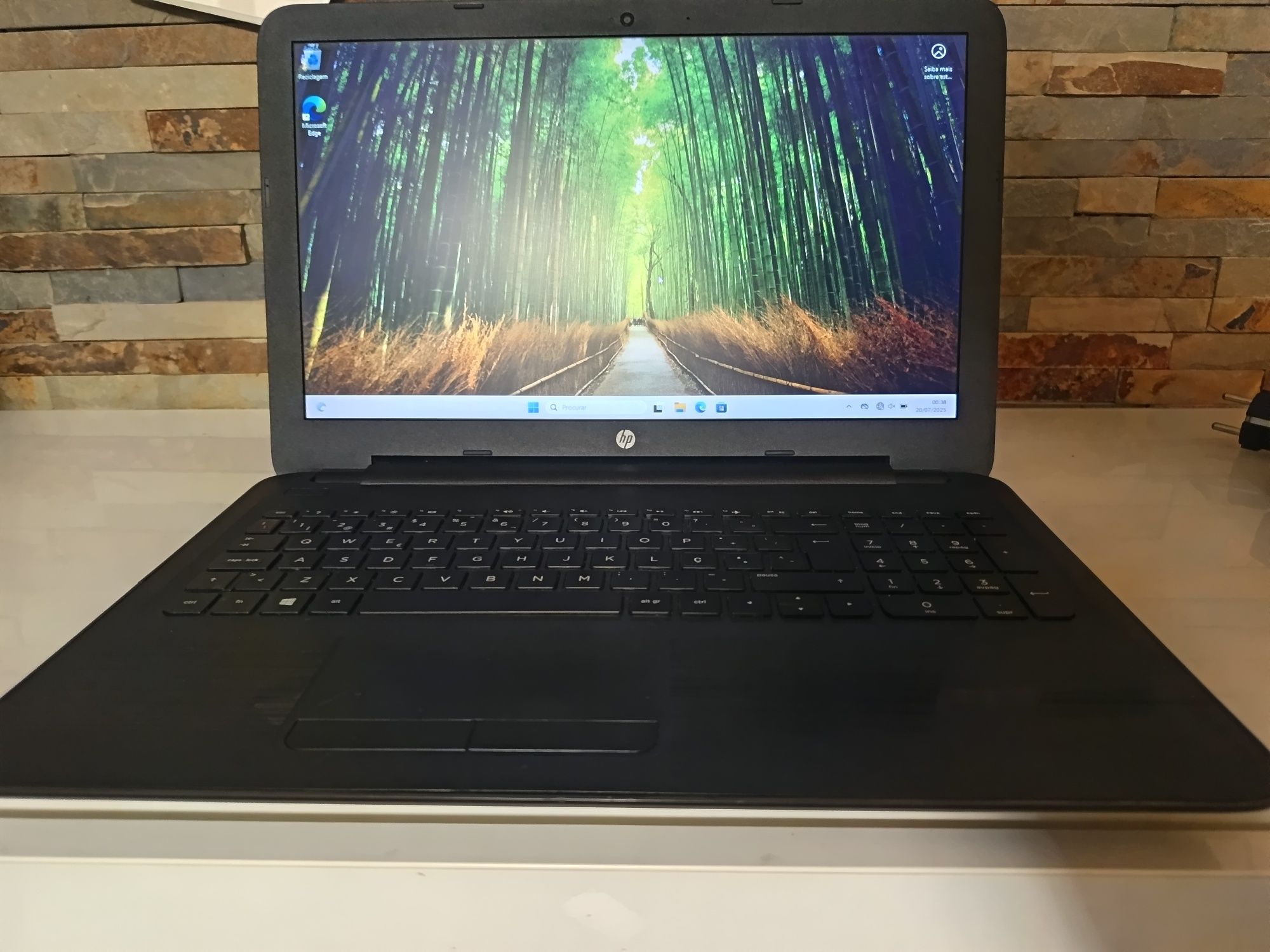 Portátil HP 250 G5 / 8GB / SSD 240GB notebook
