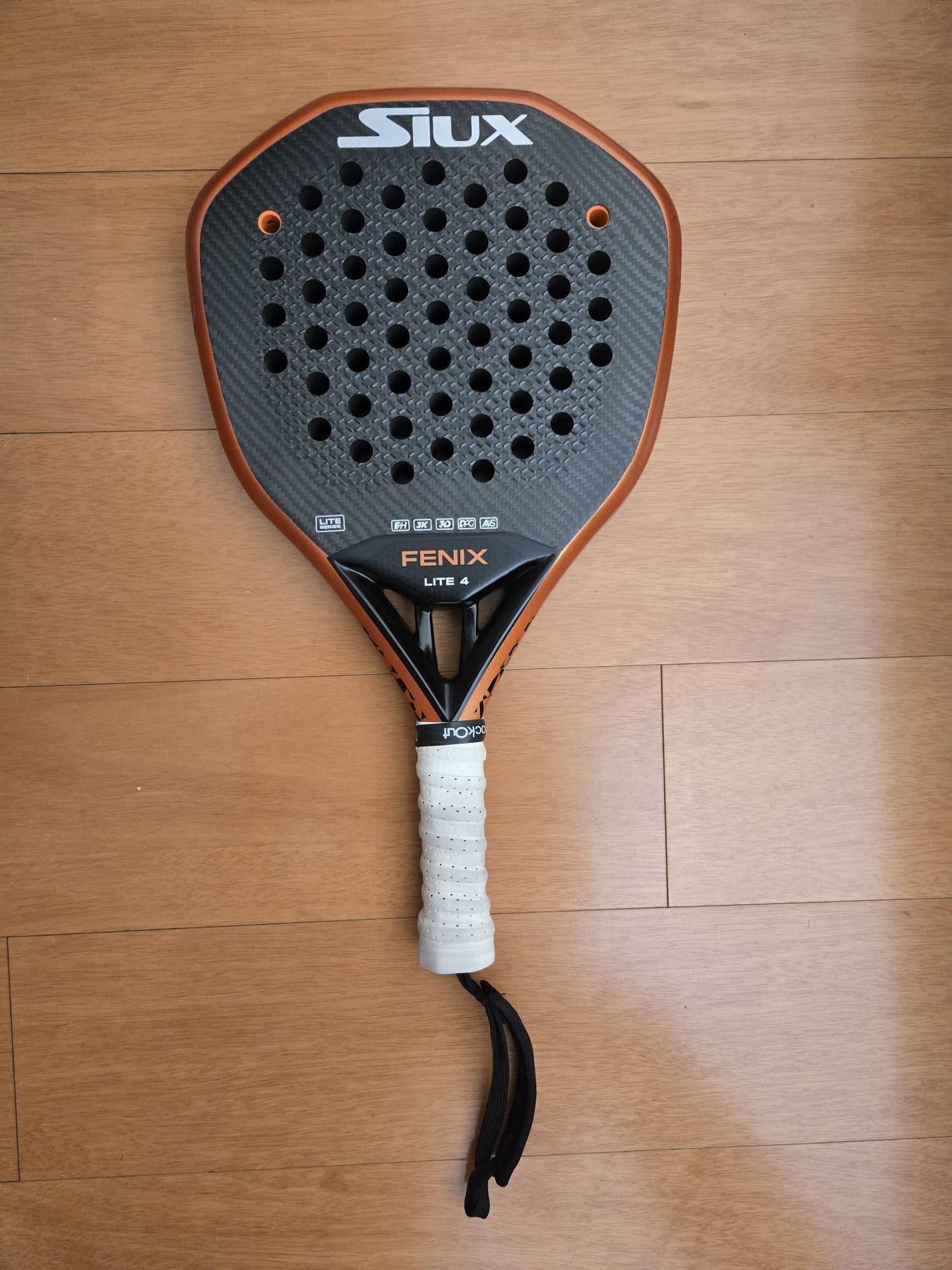 Raquete Padel Siux Fenix Lite 4 – Excelente estado / Leve e potente