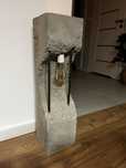 Betonowa lampa styl nowoczesny