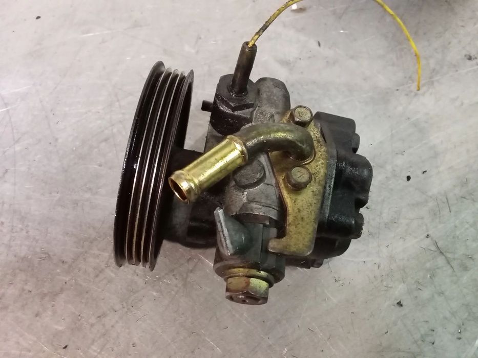 BOMBA DE DIRECÇÃO / DIREÇÃO ASSISTIDA MITSUBISHI COLT / LANCER 1.3i