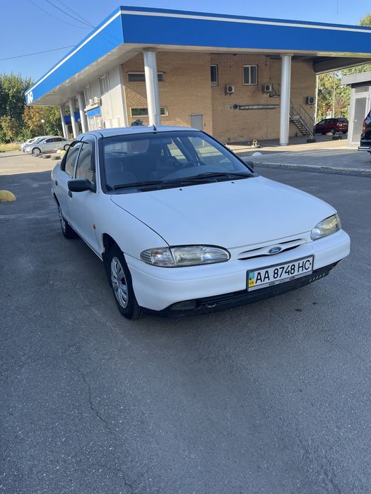 Ford Mondeo 1  1.6 газ/бензин
