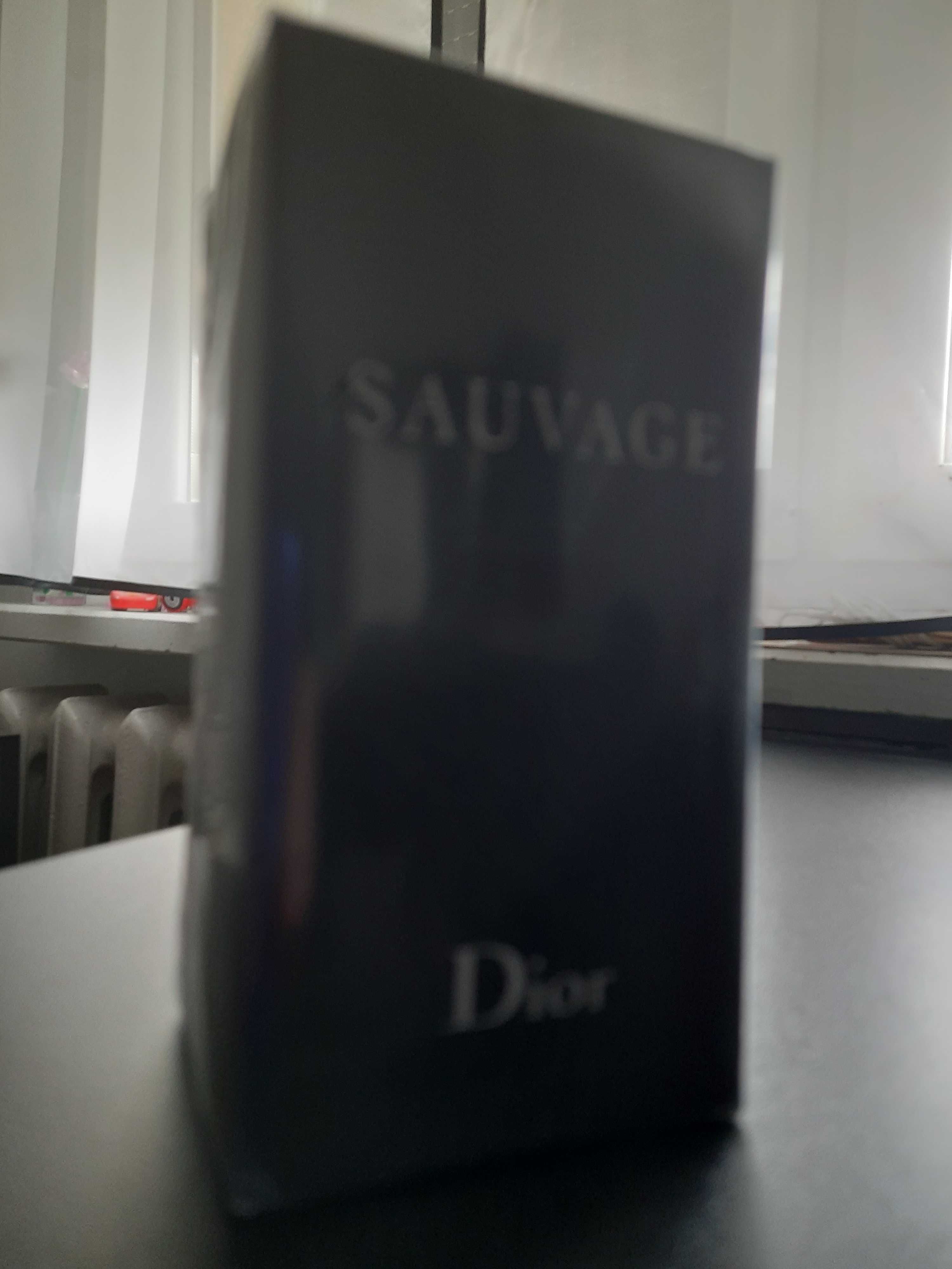 Perfum dior sauvage