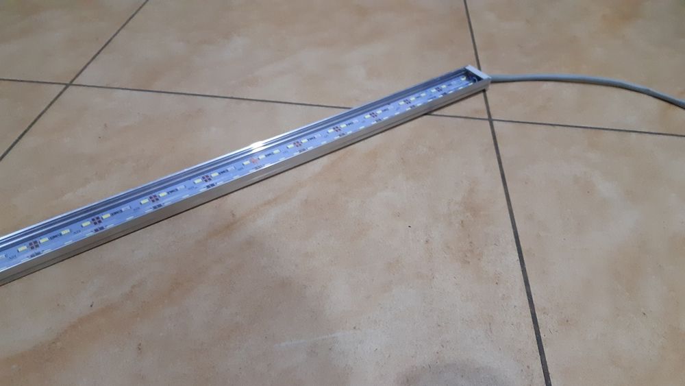 Lampa LED, Oświetlenie LED do akwarium na zamówienie (100cm)