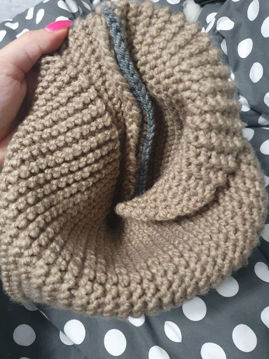 Miękki ciepły zimowy komin otulacz handmade beżowy gruby