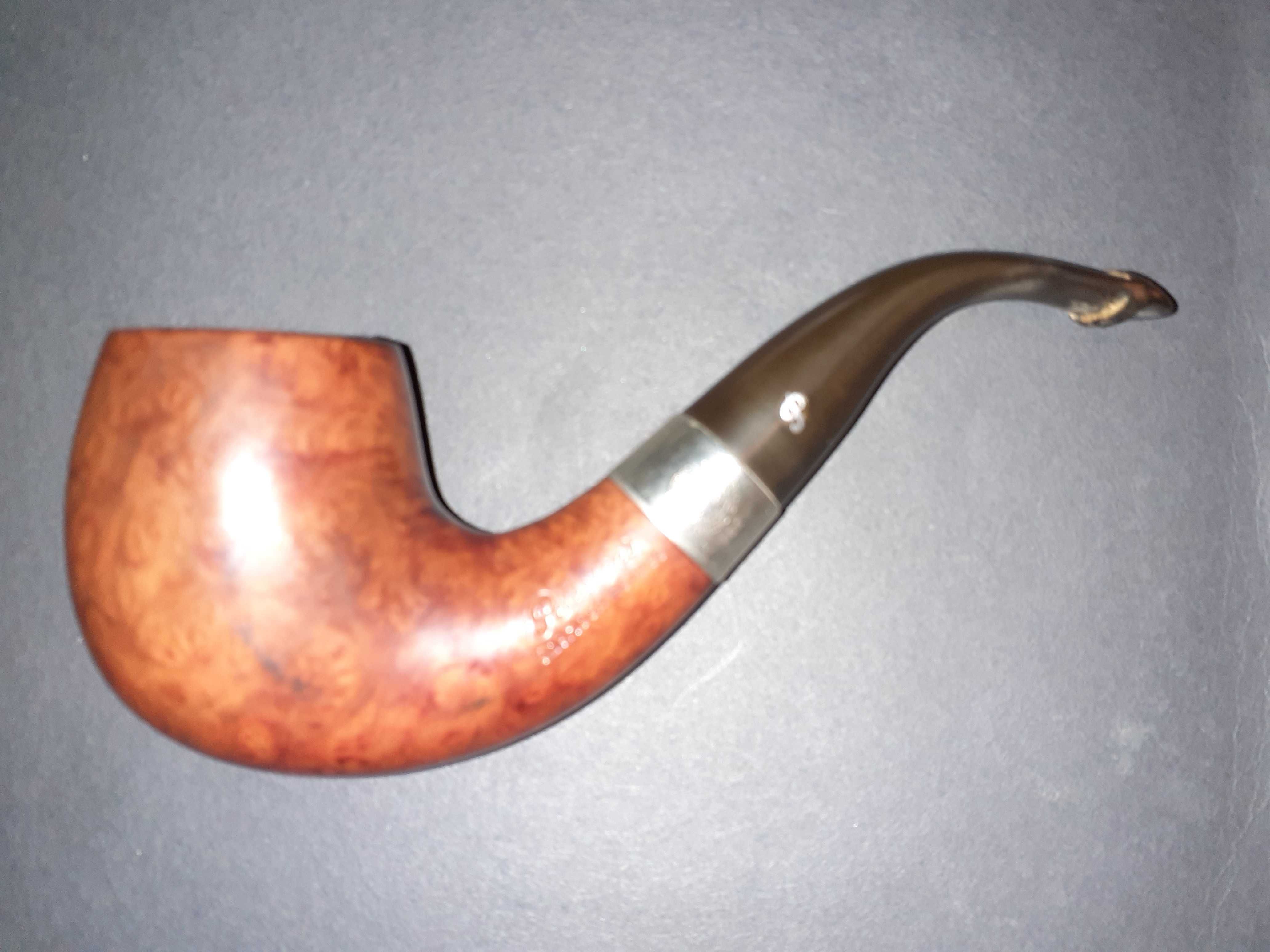 Cachimbo Peterson com anilha de prata, em bom estado