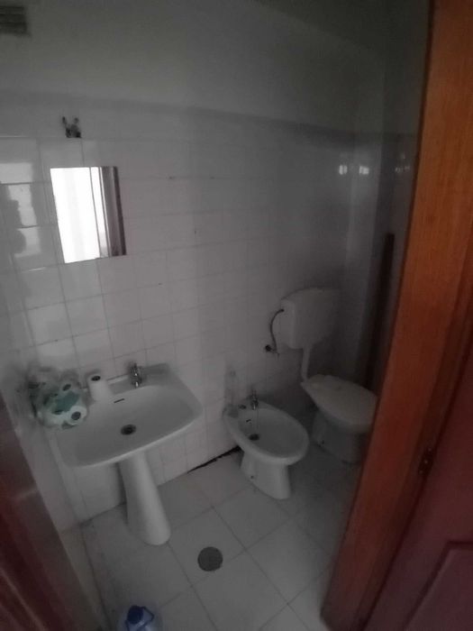 Arrumo / armazém com wc