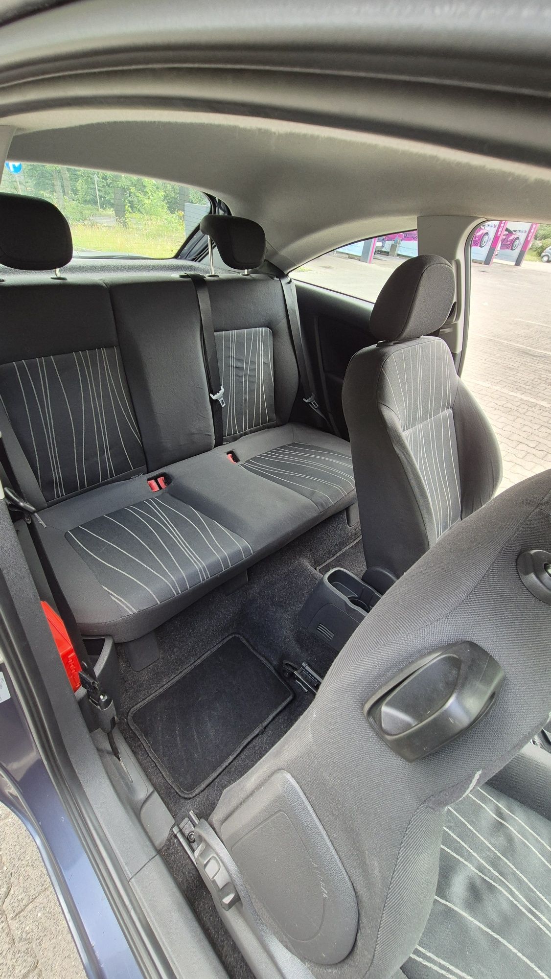 Opel corsa D   1.2 benzyna