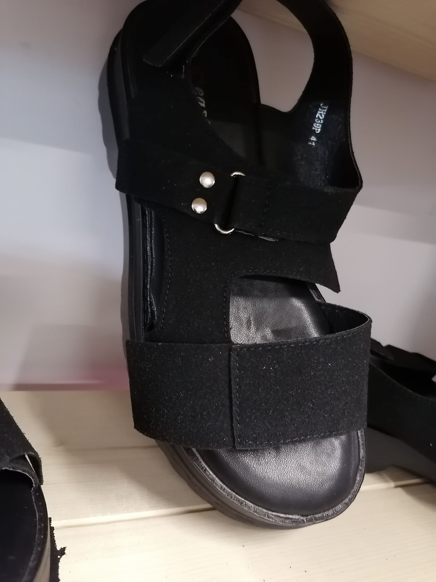 Sandałki damskie czarne