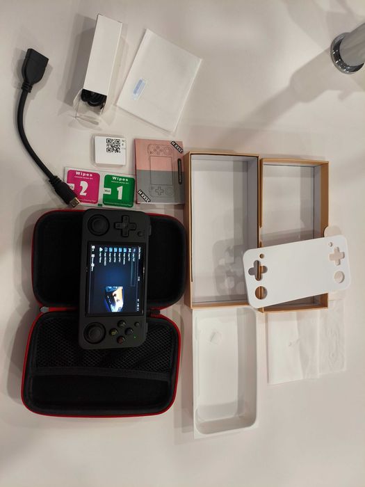 Consola com  muitos jogos.