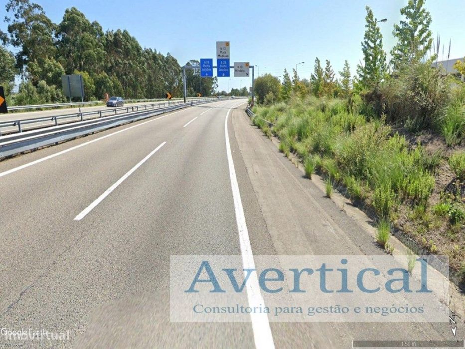 Até 56.000m2 Parque Automóvel - Exposição de máquinas