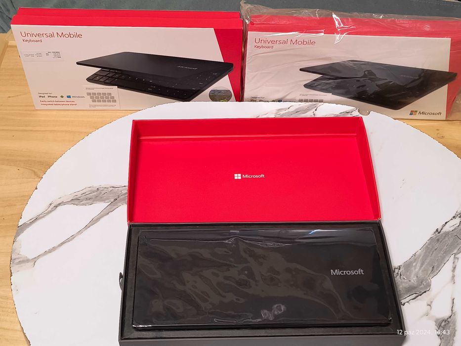 Klawiatura Microsoft Universal Mobile Czarna UK104