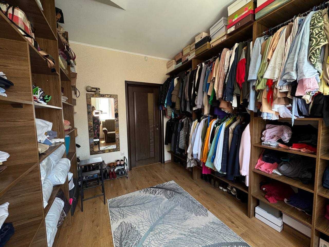 Продаж сучасного будинку, ландшафт, 10 сот.( Старе місто)