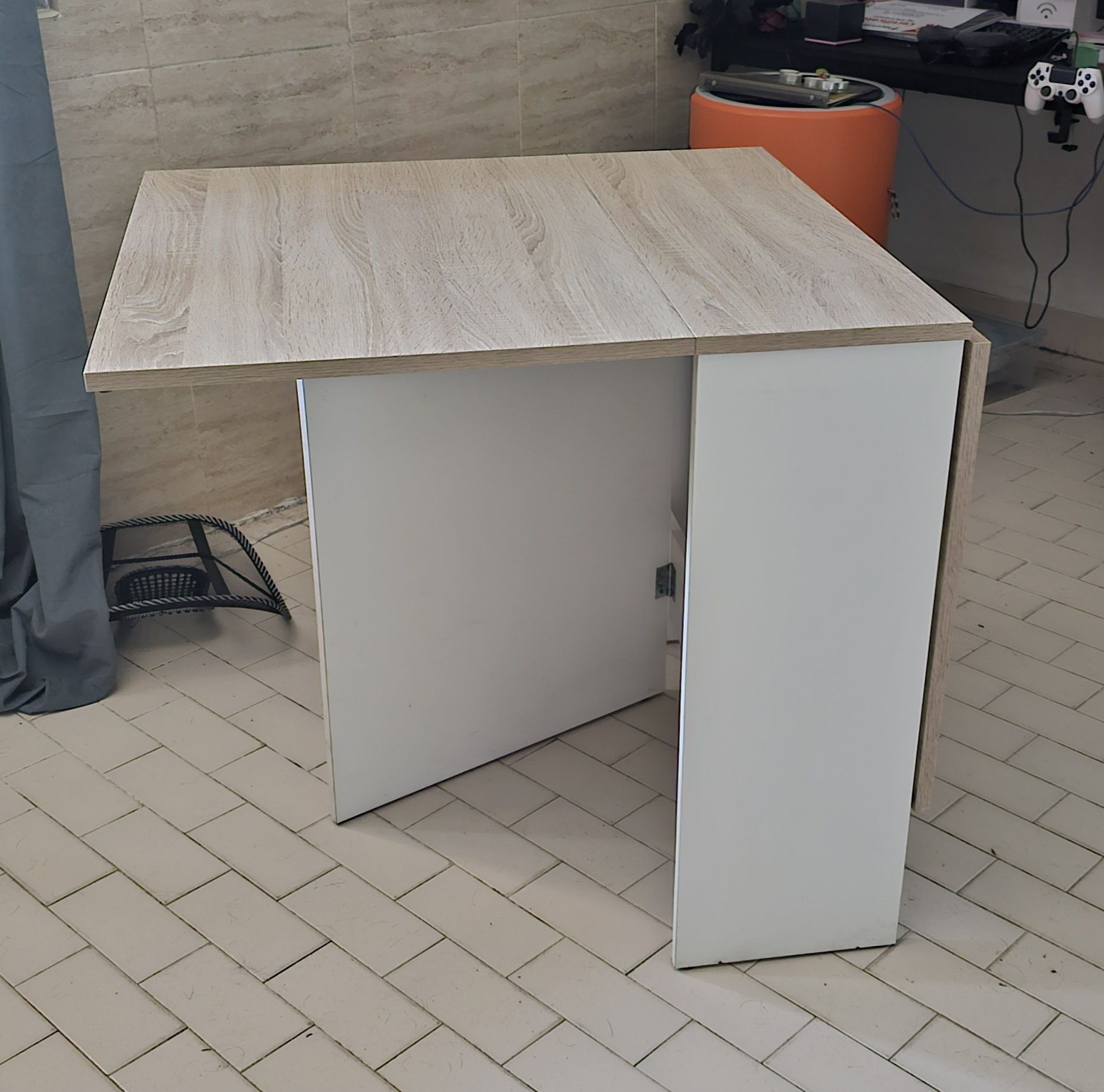 Mesa dobrável (como nova)