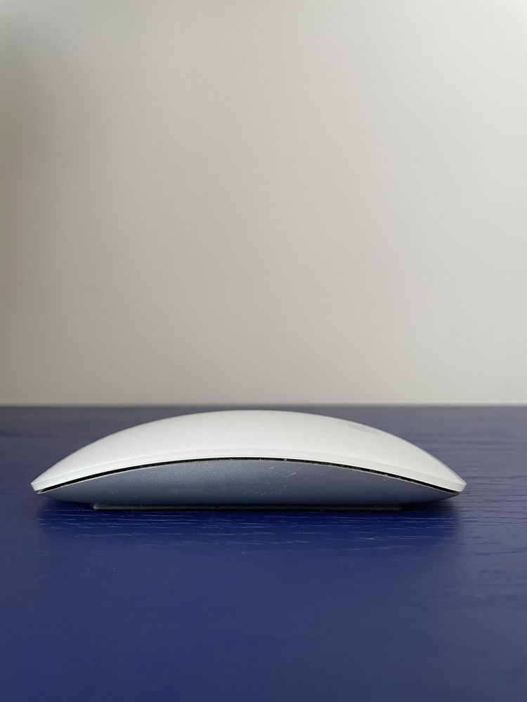 Apple Magic Mouse 2 model A1657 bezprzewodowa mysz oryginalna sprawna
