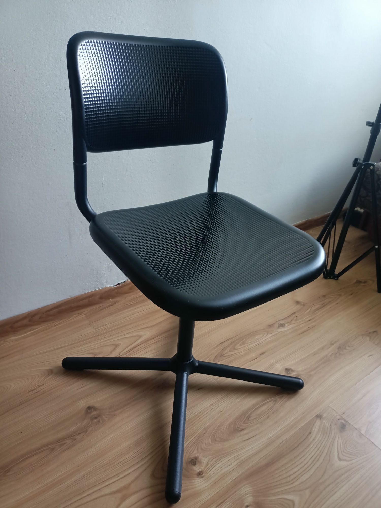Krzesło obrotowe do biurka - SMÄLLEN