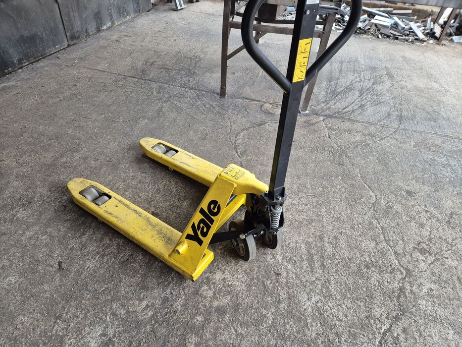 Wozek paletowy paleciak krótki szeroki LIFTER  GS BASIC 22S4 800x685