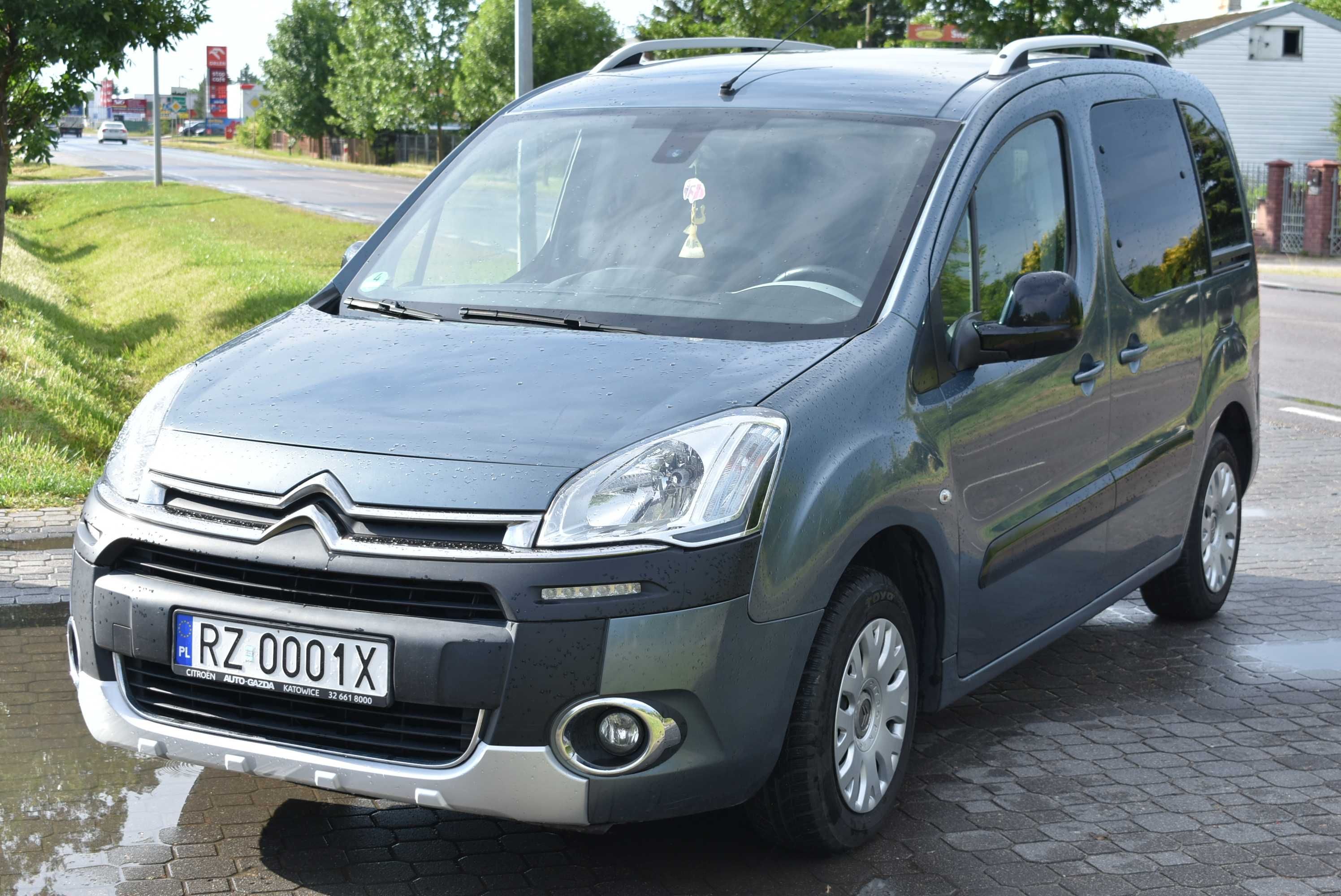 Citroen Berlingo 1.6B 100KM 2012r