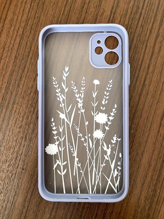 Чохли на айфон 11