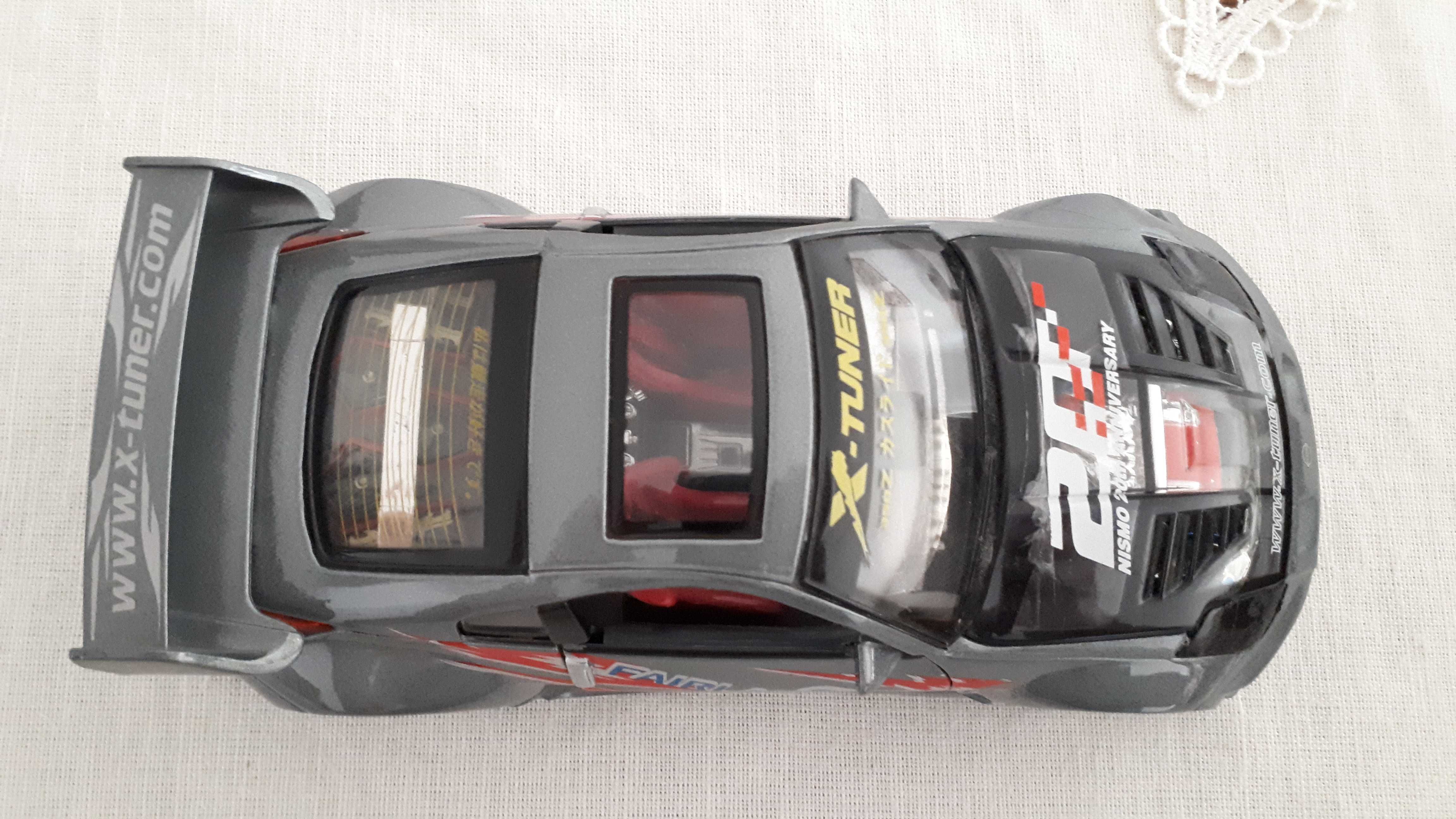 Carro Nissan Fairlady Z Nismo, escala 1:24, BAIXA DE PREÇO!