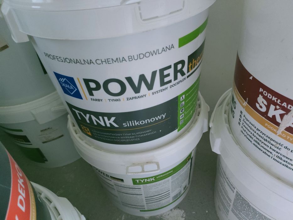 Sprzedam 7 wiader pucu ciemnego i 1 wiadro gruntu w kolorze