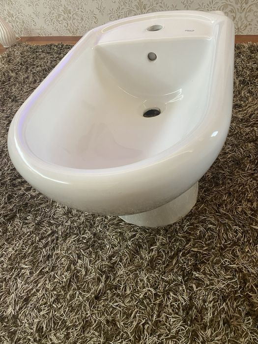 Bide branco marca Roca