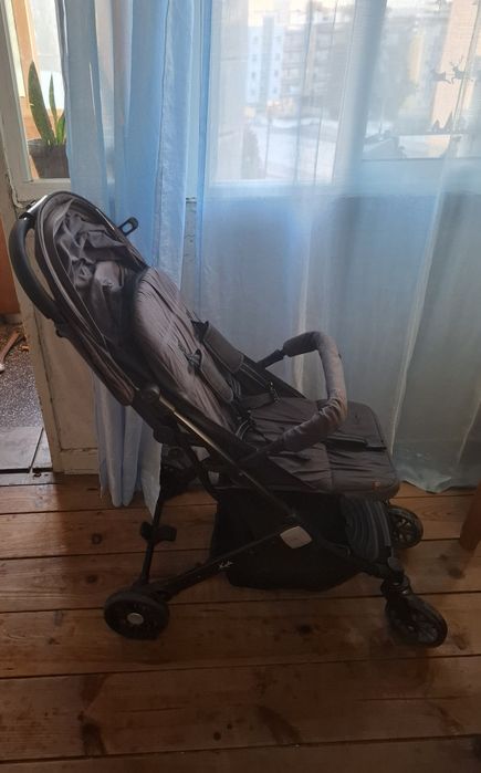 Cadeira de passeio de criança em bom estado