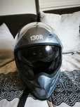 Vendo capacete 130r tamanho M em ótimo estado