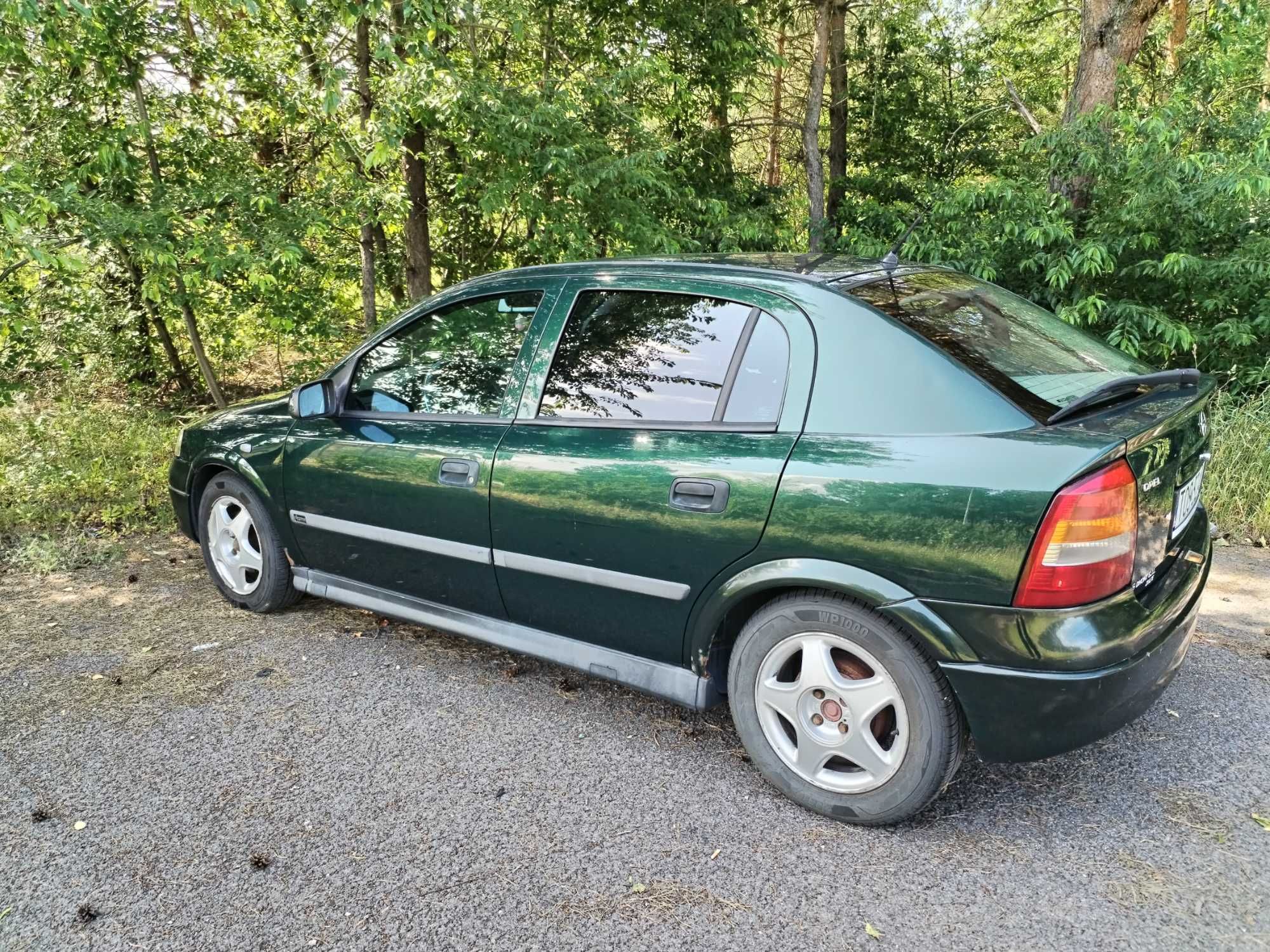 OPEL ASTRA hatchback 2000 r.
