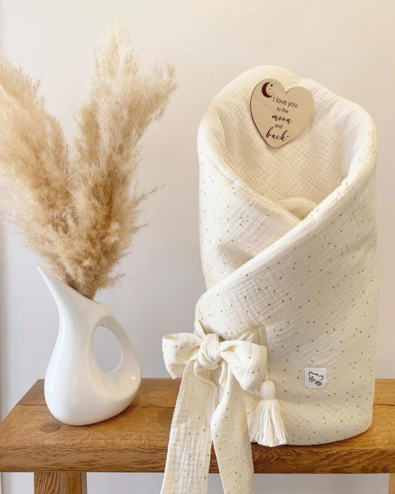 Rożek Muślinowy Moon Dream Waniliowy w Złote Kropki