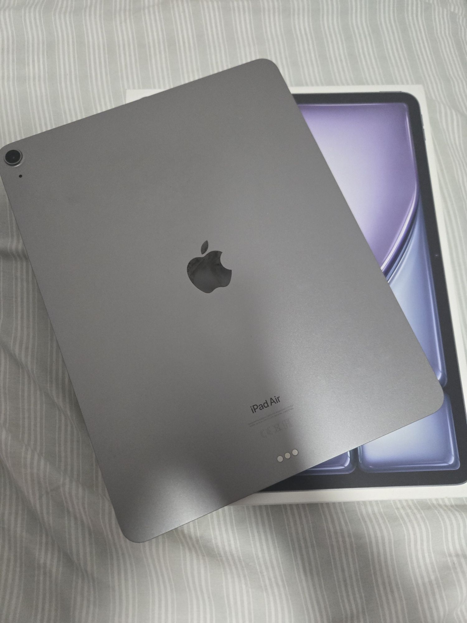 IPad Air 13 - Com garantia e carregador