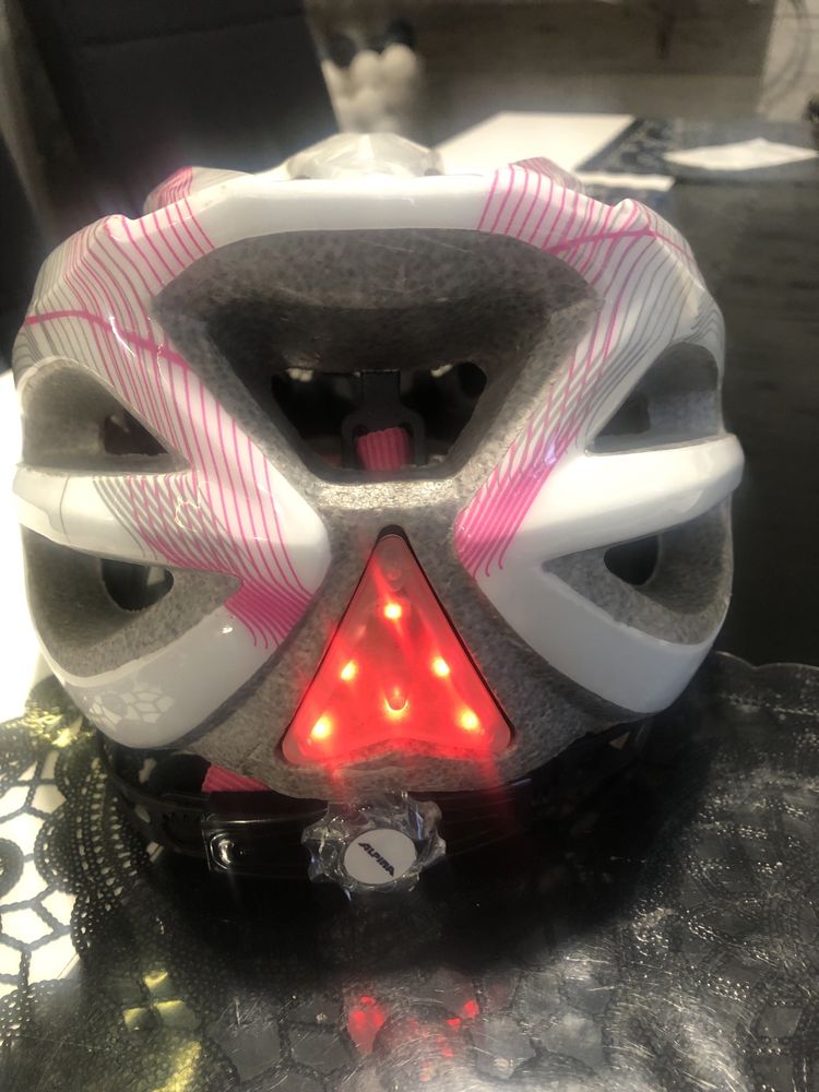 Kask rowerowy alpina