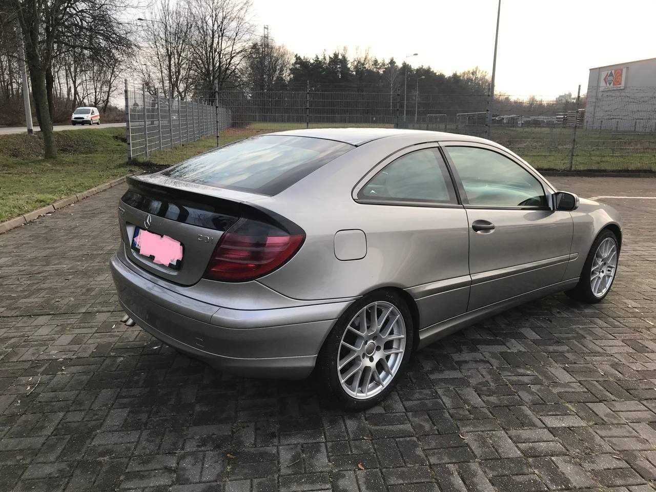 Pokrowiec Plandeka  Na MERCEDES KL C W203 COUPE