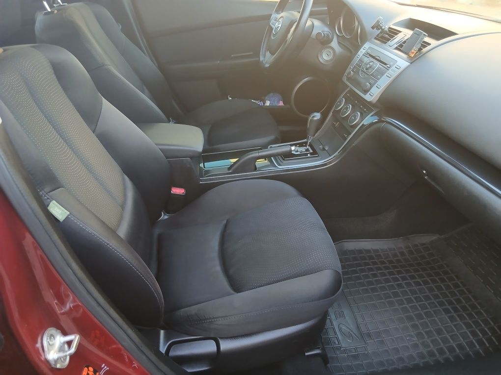 Продам автомобіль Mazda 6