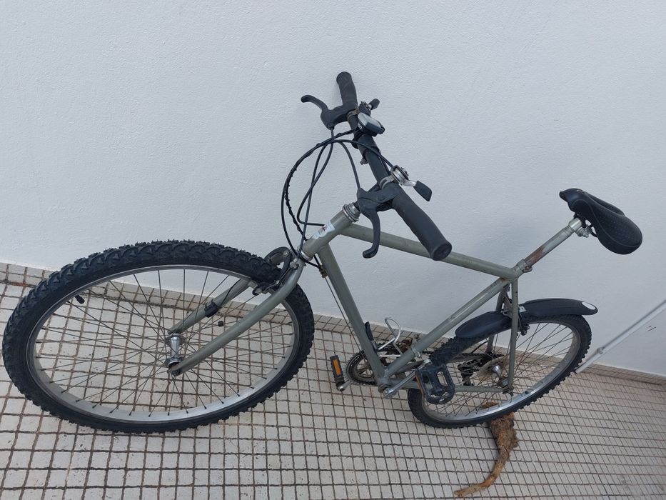 Bicicleta nacional usada