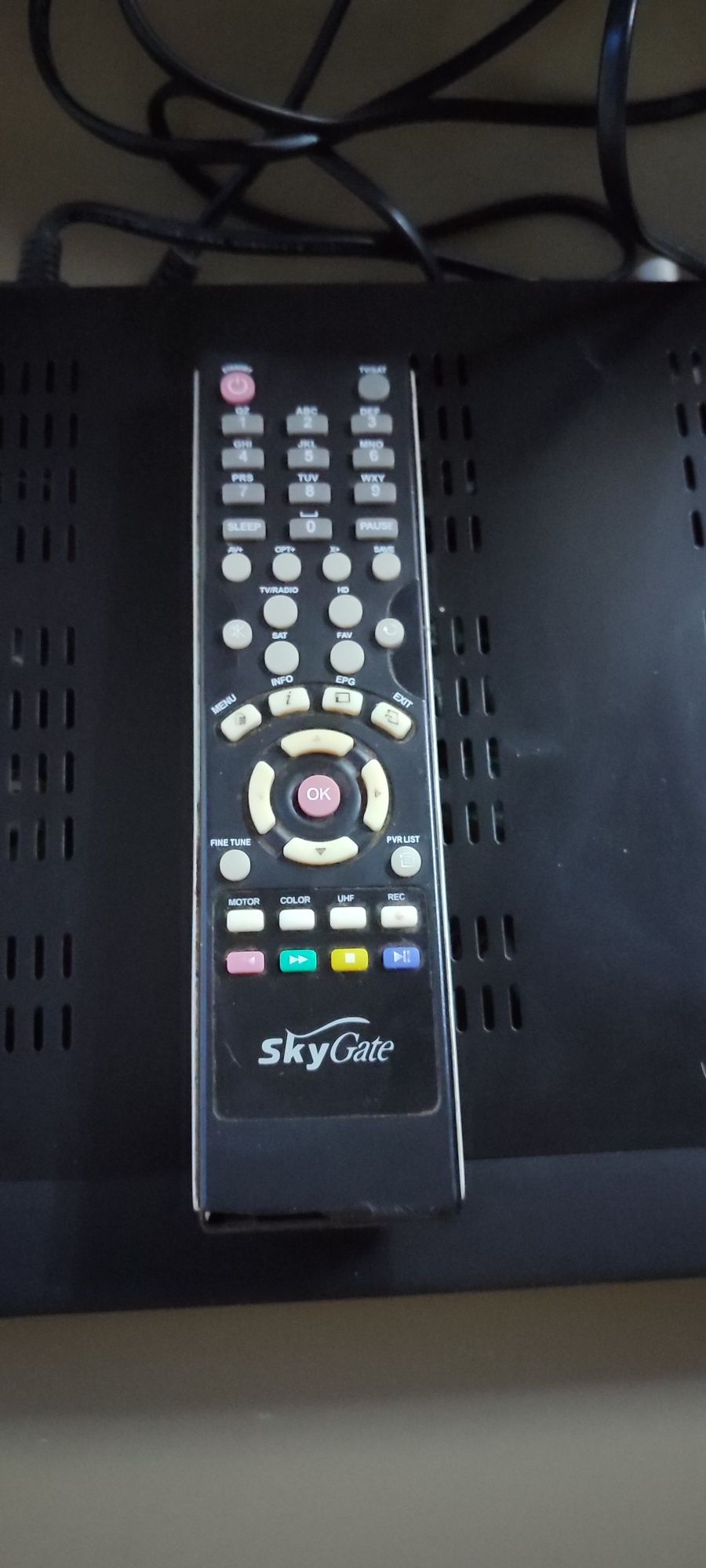 Спутниковый ресивер Sky Gate