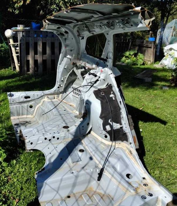 Toyota Corolla Kombi E21, ćwiartka, błotnik tylny, lewy tył