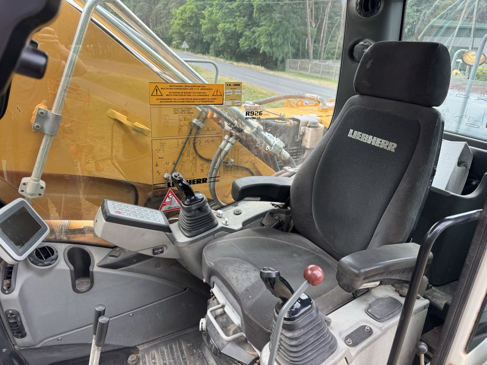 Koparka Liebherr R926