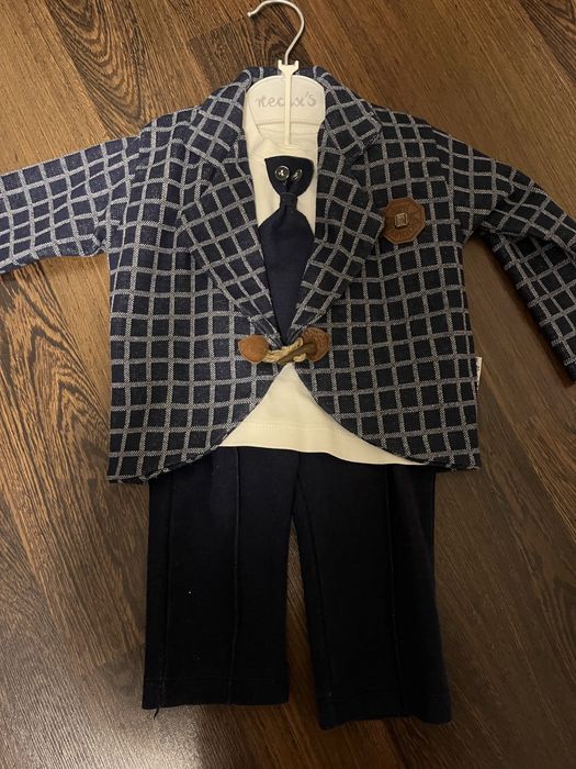 Святкові костюми на хлопчика