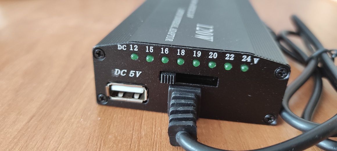 Універсальне зарядне для ноутбука! Зарядка від 220V i 12V!