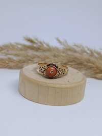 Piękny pierścionek z koralem ze złota, złoto pr 585