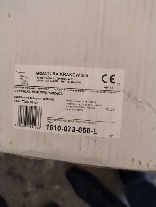 Sprzedam zlew ceramiczny 50cm biały nowy w kartonie