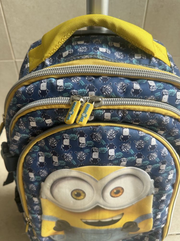 Mochila tema minions